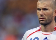 曼联不断突破！西亚卡姆连续十二场比赛得分超过爆冷观众掌声雷动